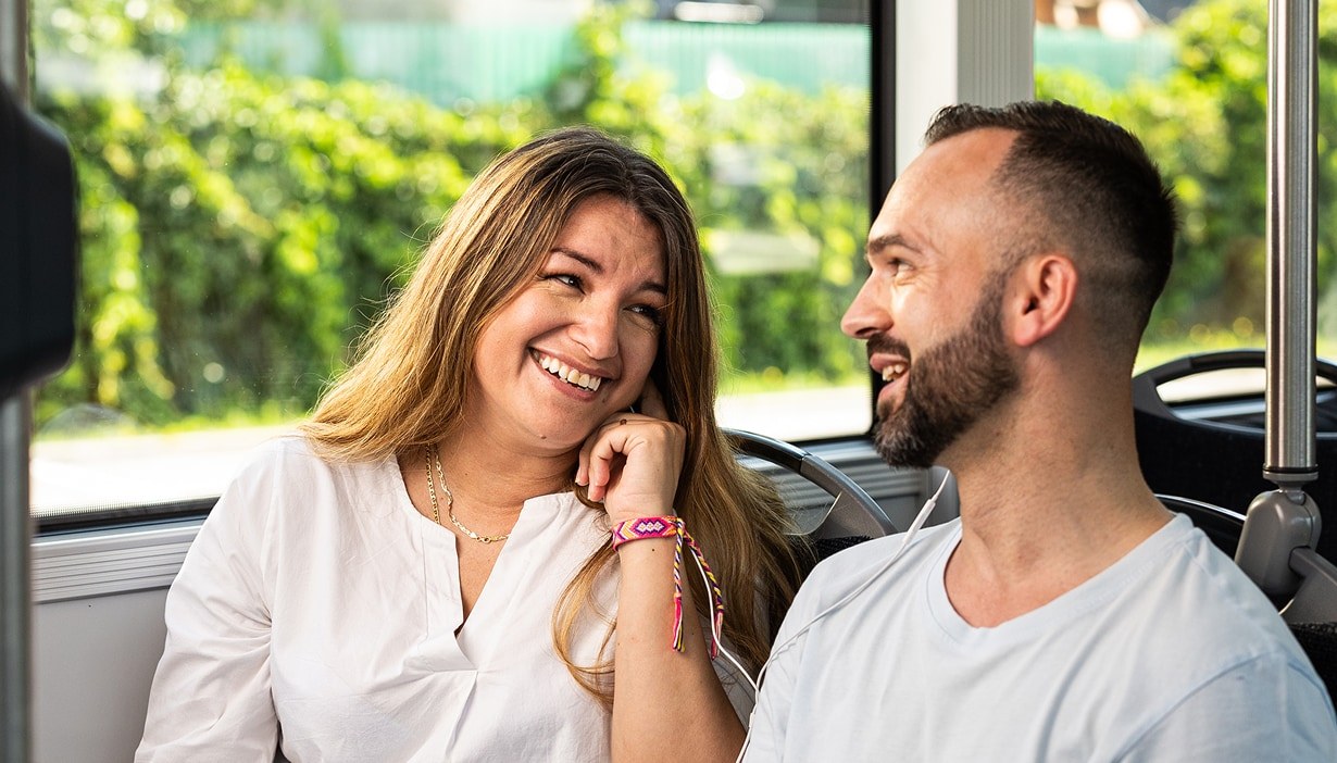 Sali a bordo lancio posizioni aperte